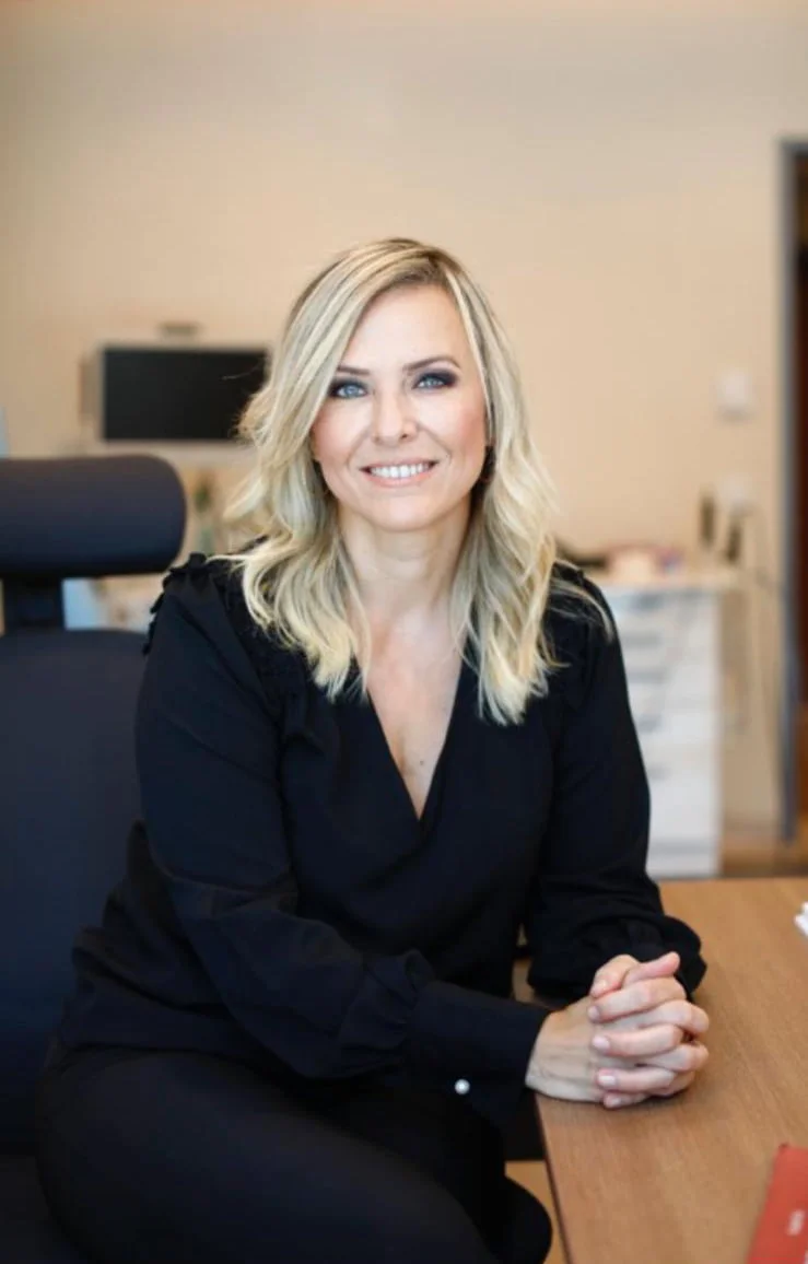 Prof. Dr. Esra Bayrı